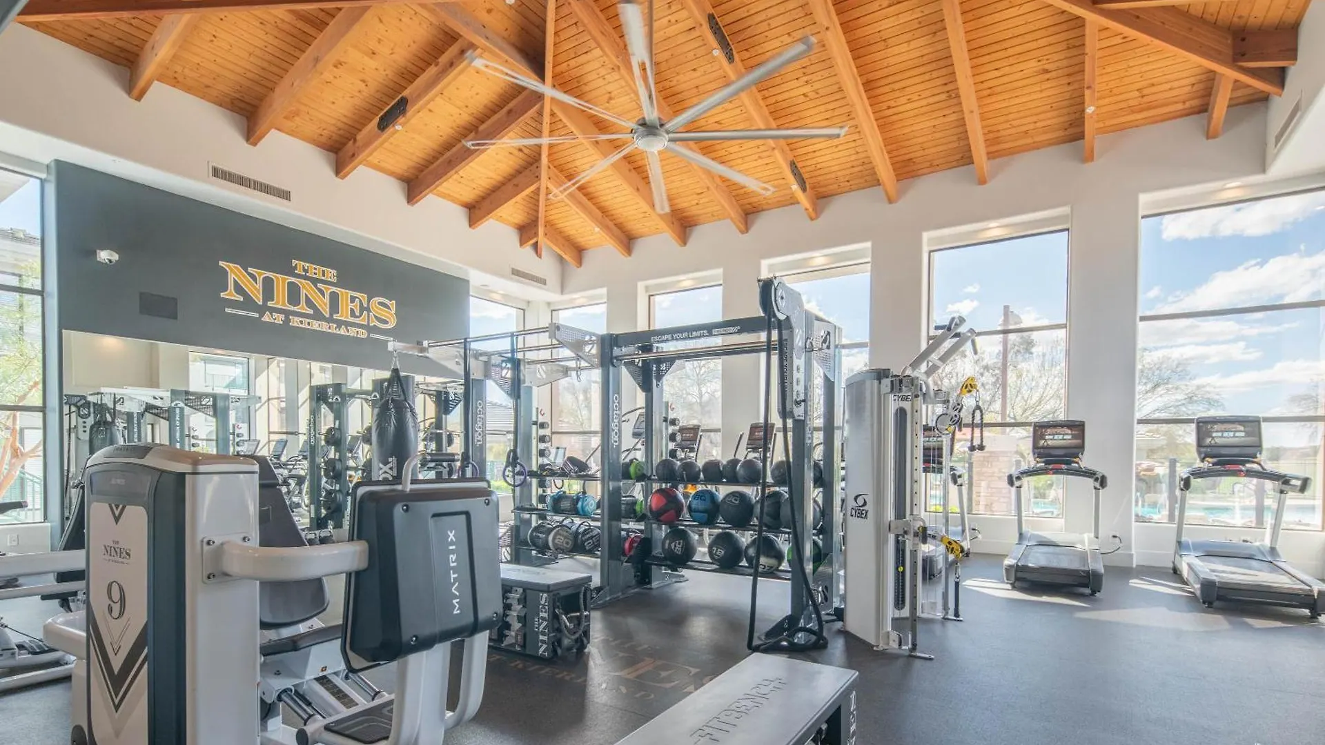 Golf View Oasis-Serenity-Tranquility-Walkability N244 Scottsdale 0*,