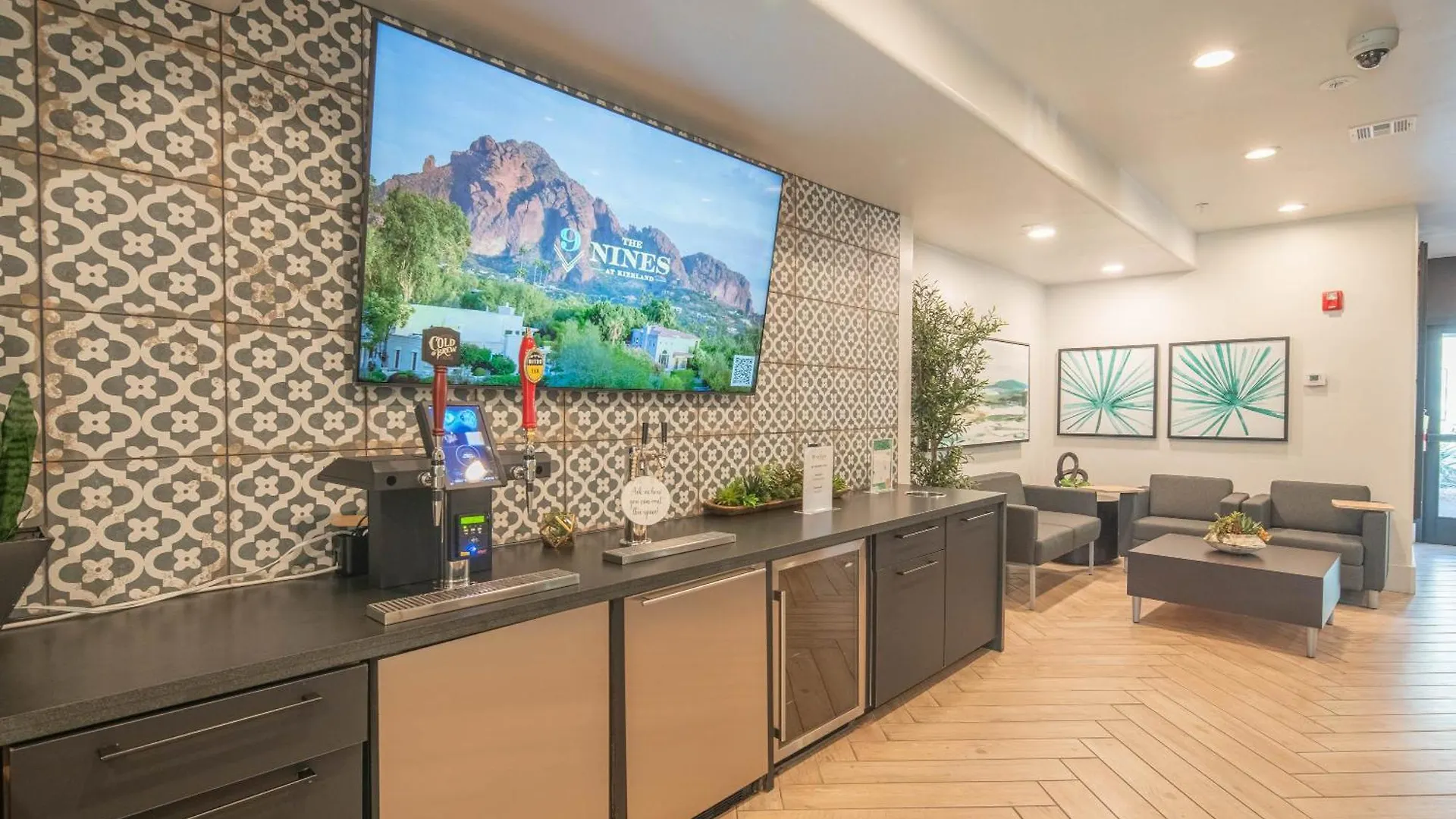 Golf View Oasis-Serenity-Tranquility-Walkability N244 Scottsdale Apartamento